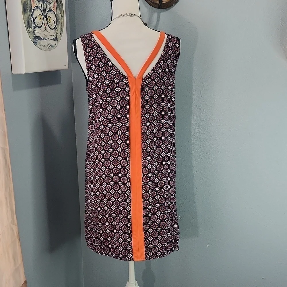 THML Stitch Fix Medallion Shift Dress - Picture 6 of 6